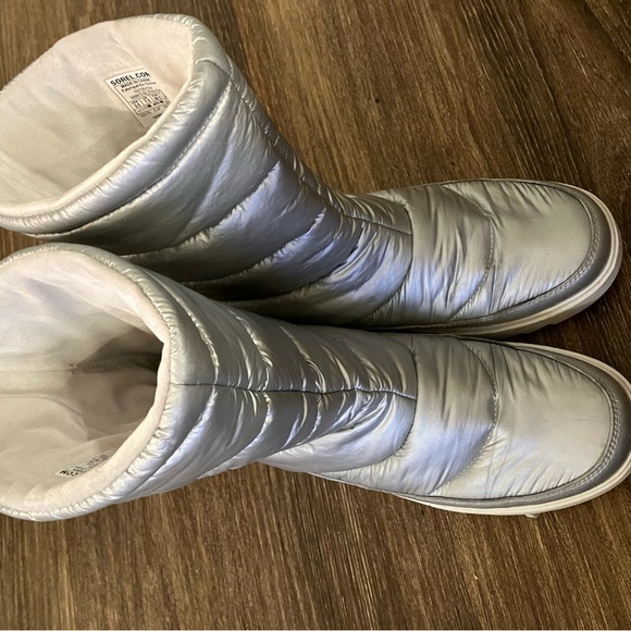 Sorel Silver Next Lite Snowboots - Picture 5 of 7